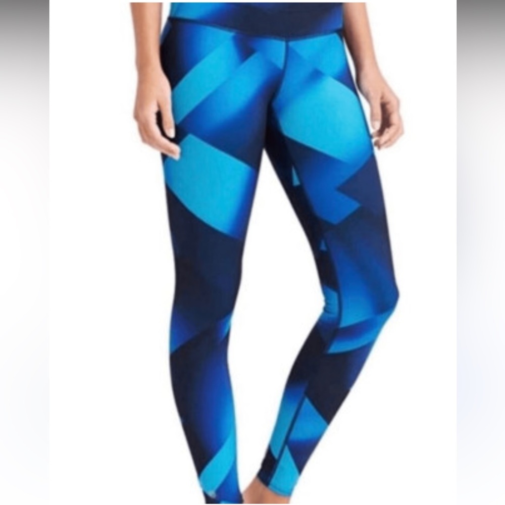 Athleta Sonar leggings size medium